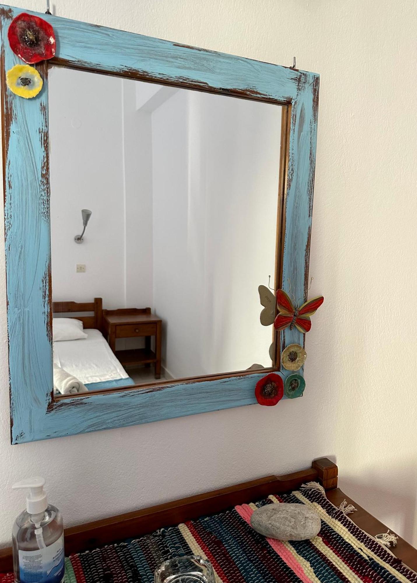 Bonatsa Rooms Palaiochora Ngoại thất bức ảnh